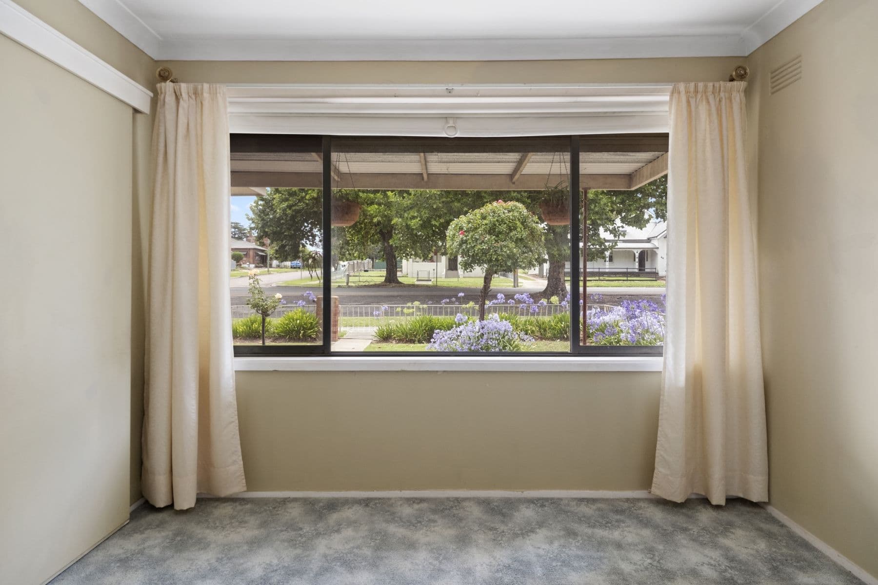 57 Victoria Street, Goulburn NSW 2580, Goulburn - Thumbnail 2