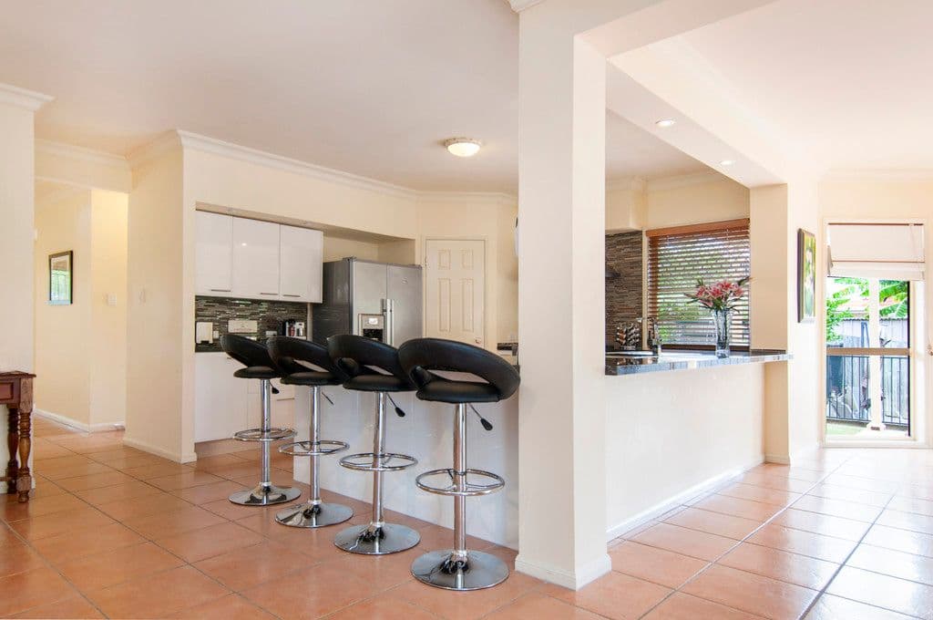 8 Darling Close, CALAMVALE QLD 4116, Calamvale - Thumbnail 2