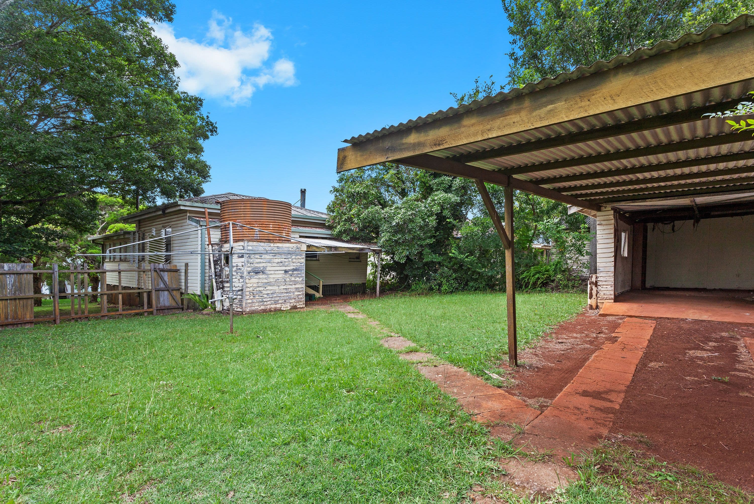 1 Beelbee Street, Harristown QLD 4350, Harristown - Thumbnail 2