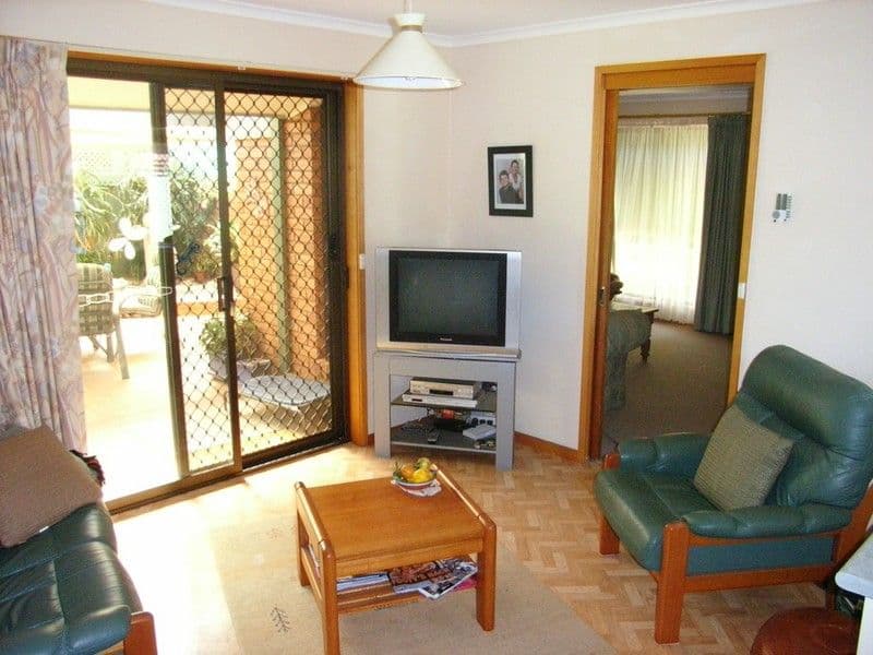 8 Walgett Court, Echuca VIC 3564, Echuca - Thumbnail 3