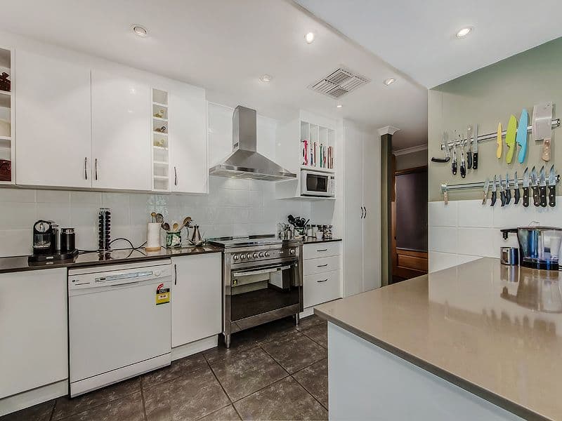 1 Porpoise Grove, WAIKIKI WA 6169, Waikiki - Thumbnail 3