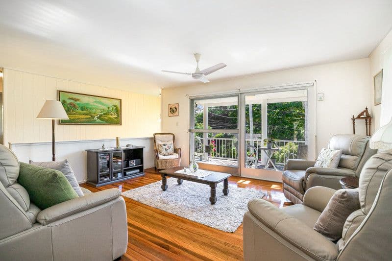 4 Glencarron Street, Kenmore QLD 4069, Kenmore - Thumbnail 3