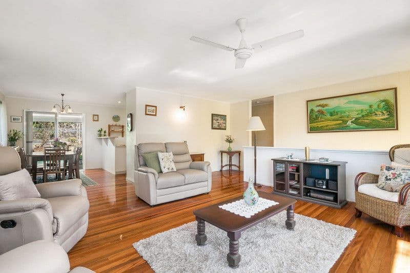 4 Glencarron Street, Kenmore QLD 4069, Kenmore - Thumbnail 4