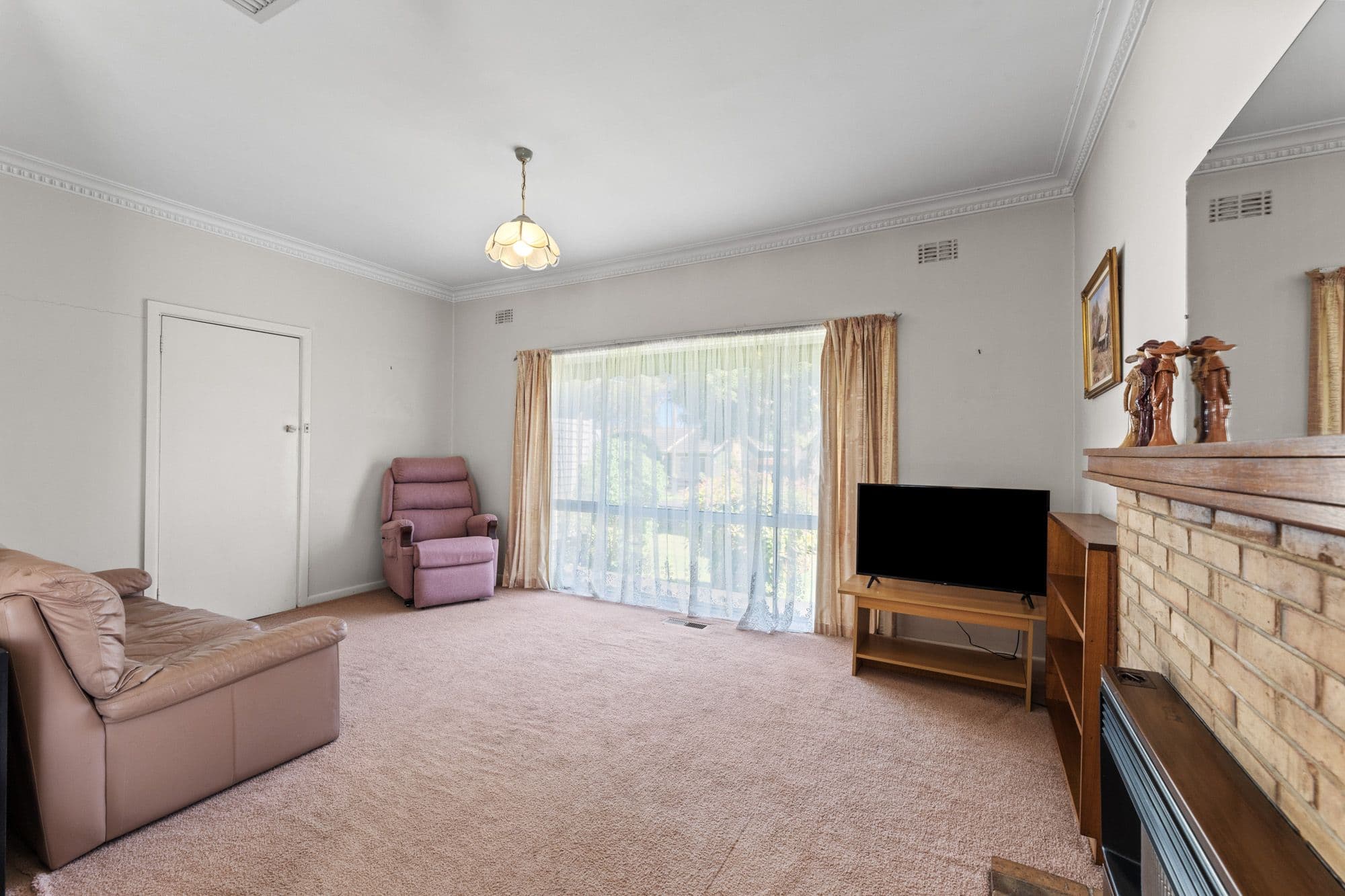 16 Nash Road, Box Hill South VIC 3128, Box Hill South - Thumbnail 2