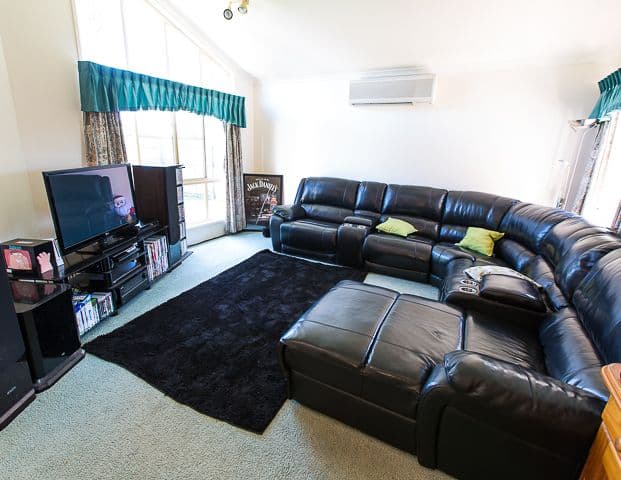 58 Fernleigh Avenue, ANDERGROVE QLD 4740, Andergrove - Thumbnail 5