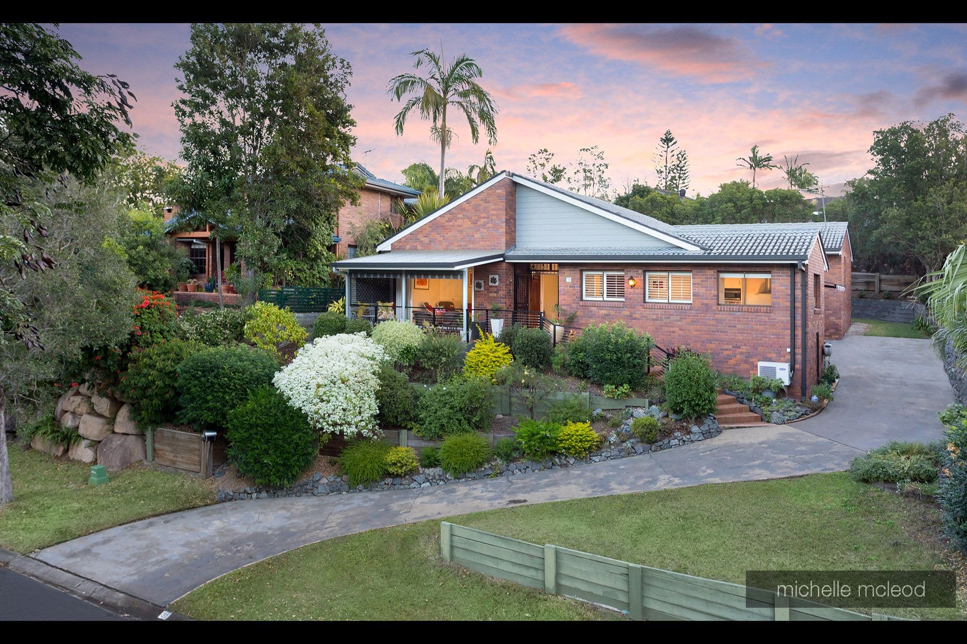31 Diamantina Street, Chapel Hill QLD 4069, Chapel Hill - Thumbnail 2