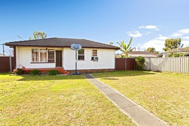 1 Kemira Place, CARTWRIGHT NSW 2168, Cartwright - Thumbnail 3