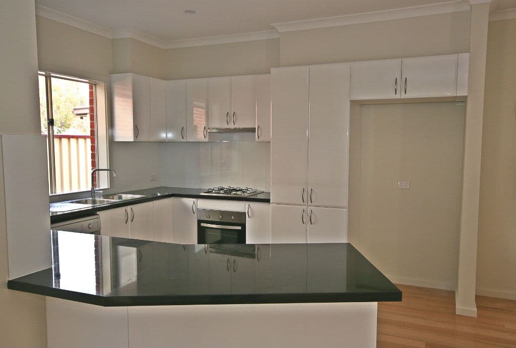 9 Ruth Street, ST ALBANS VIC 3021, St Albans - Thumbnail 2
