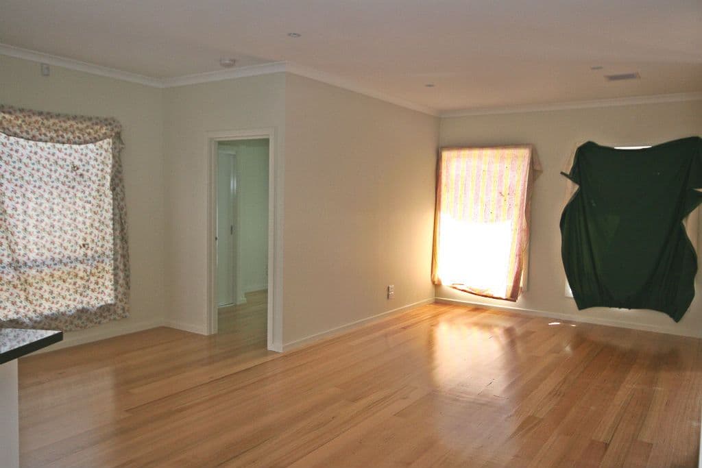 9 Ruth Street, ST ALBANS VIC 3021, St Albans - Thumbnail 3