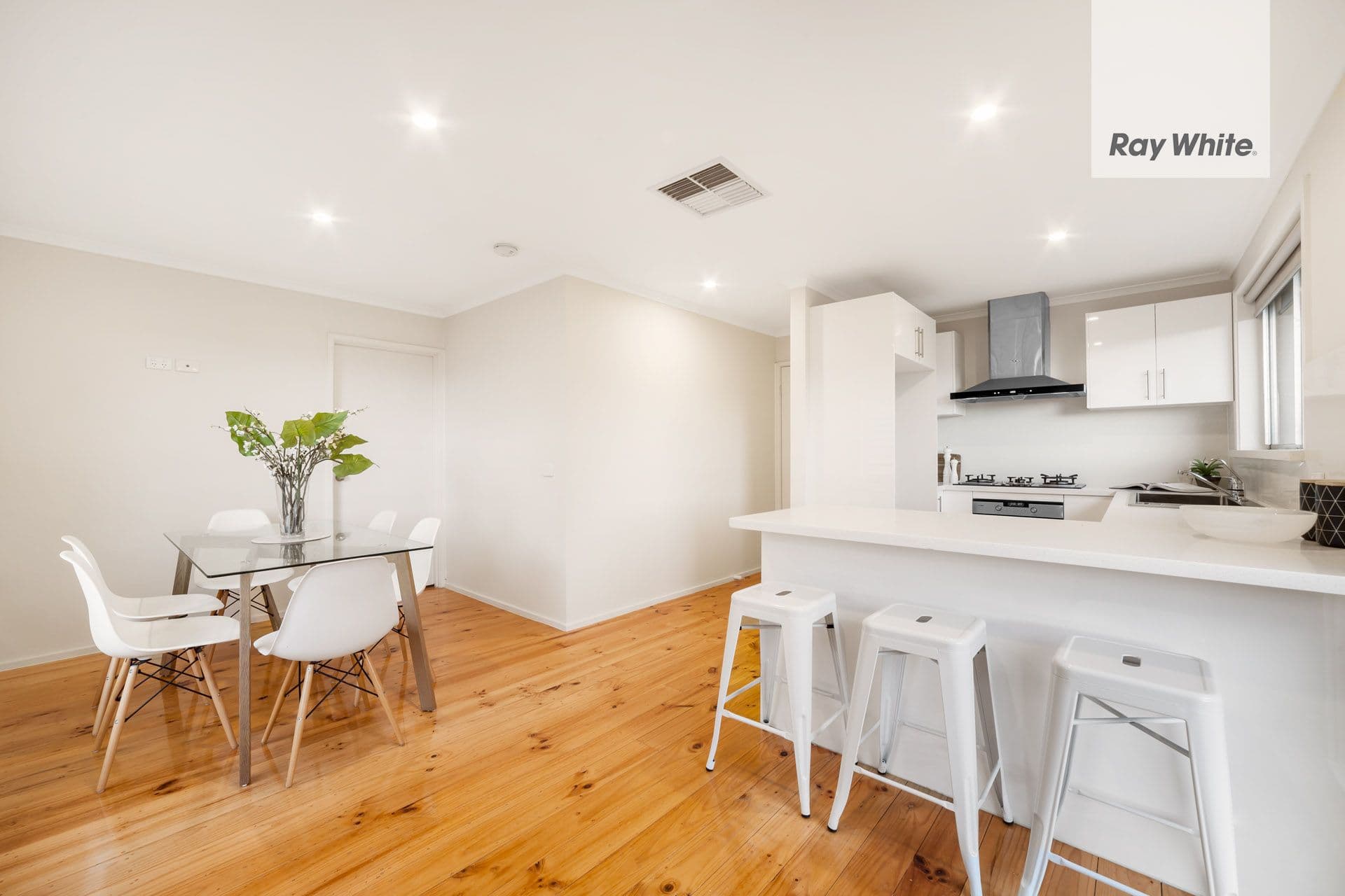152 Greenhills Road, Bundoora VIC 3083, Bundoora - Thumbnail 3