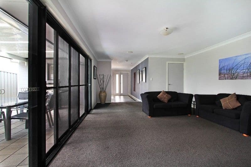 207 Ashburton Drive, ALBION PARK NSW 2527, Albion Park - Thumbnail 4