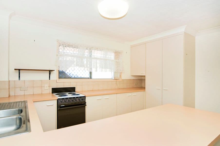 90 Kennedy Drive, TWEED HEADS WEST NSW 2485, Tweed Heads West - Thumbnail 3