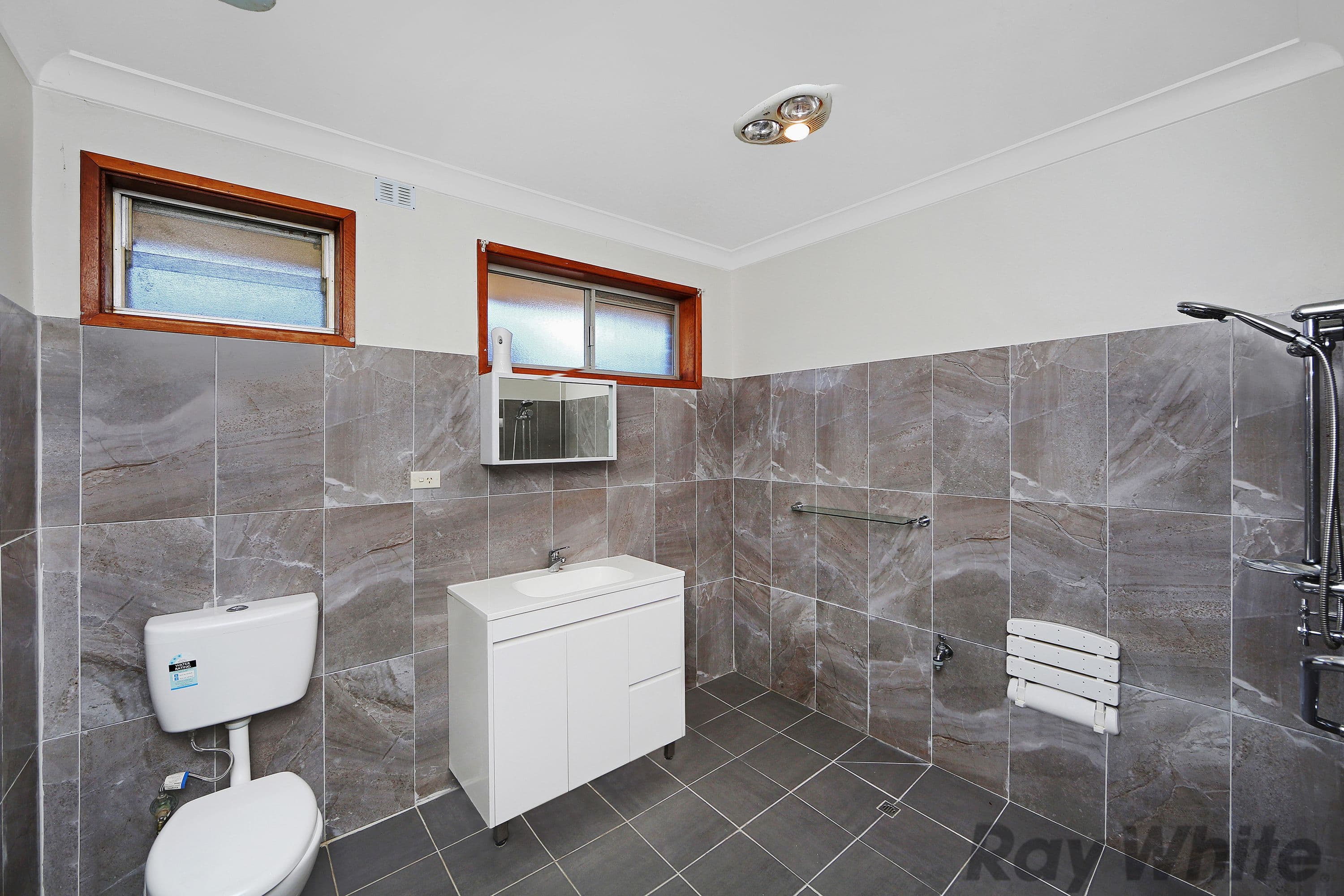 17 Kewalo Avenue, Budgewoi - Thumbnail 8