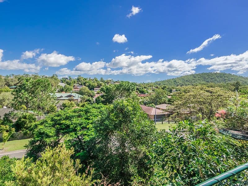 4 Pinecrest Court, Oxenford QLD 4210, Oxenford - Thumbnail 4