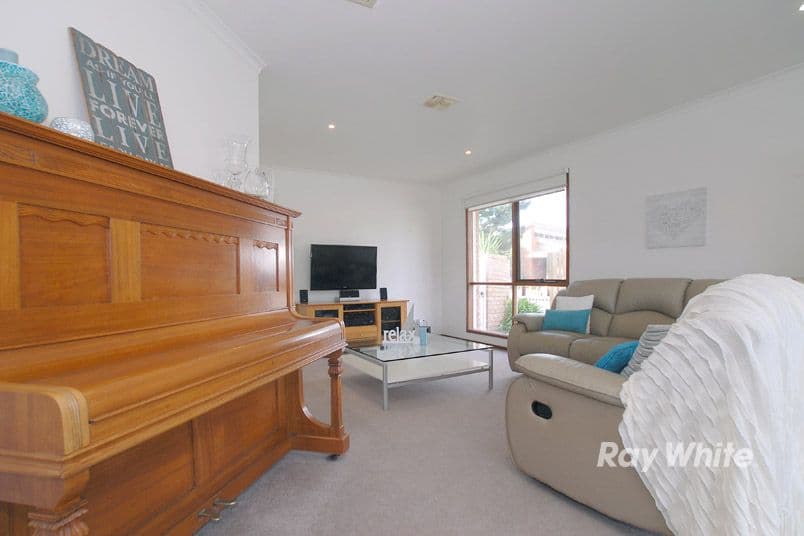 9 Kurrajong Court, CRANBOURNE NORTH VIC 3977, Cranbourne North - Thumbnail 4