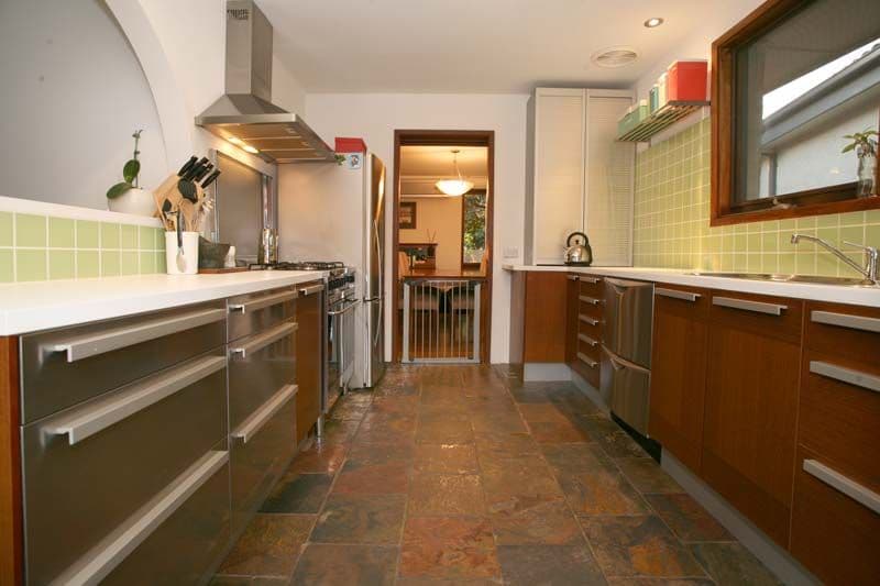 17 Clunies Ross Crescent, MULGRAVE VIC 3170, Mulgrave - Thumbnail 2