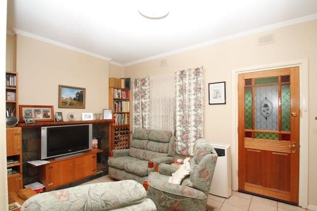 42 Aleppo Street, LOXTON SA 5333, Loxton - Thumbnail 2