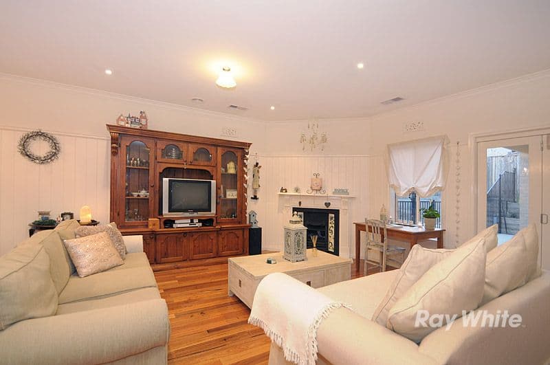 9 McNair Court, BERWICK VIC 3806, Berwick - Thumbnail 5