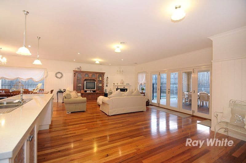 9 McNair Court, BERWICK VIC 3806, Berwick - Thumbnail 7