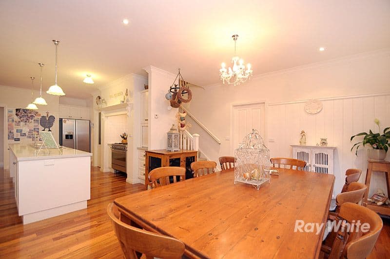 9 McNair Court, BERWICK VIC 3806, Berwick - Thumbnail 8