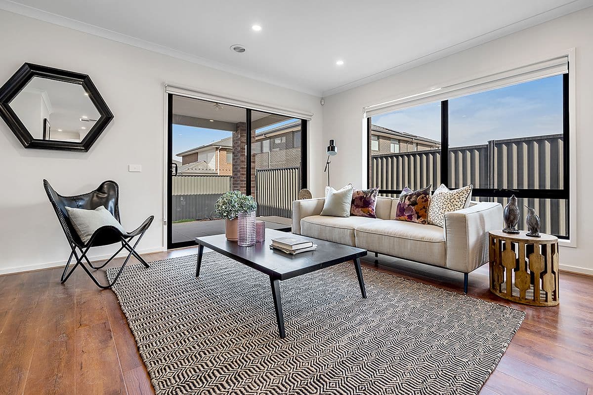 4 Roebling Street, Craigieburn VIC 3064, Craigieburn - Image 1