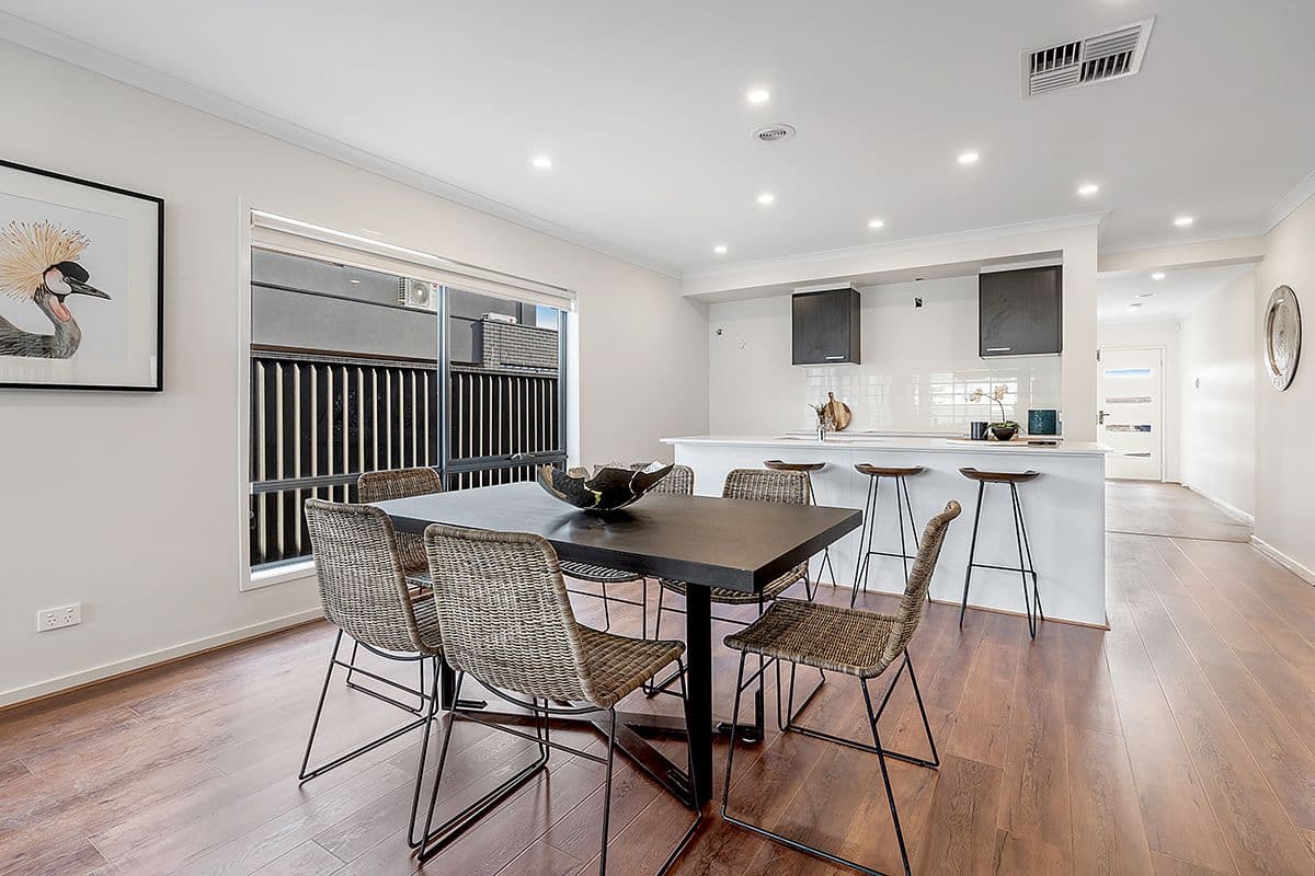 4 Roebling Street, Craigieburn VIC 3064, Craigieburn - Thumbnail 7