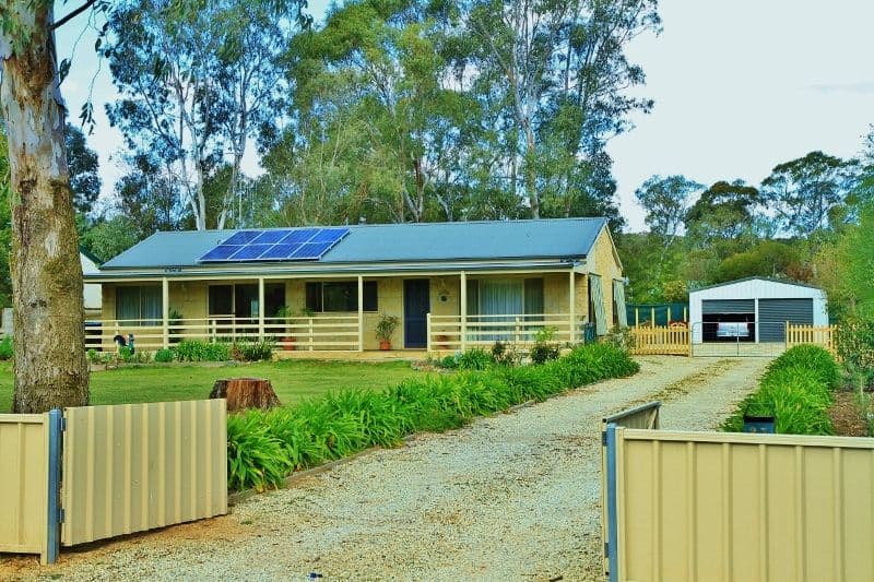 23 Wattle Drive, HEATHCOTE VIC 3523, Heathcote - Image 1