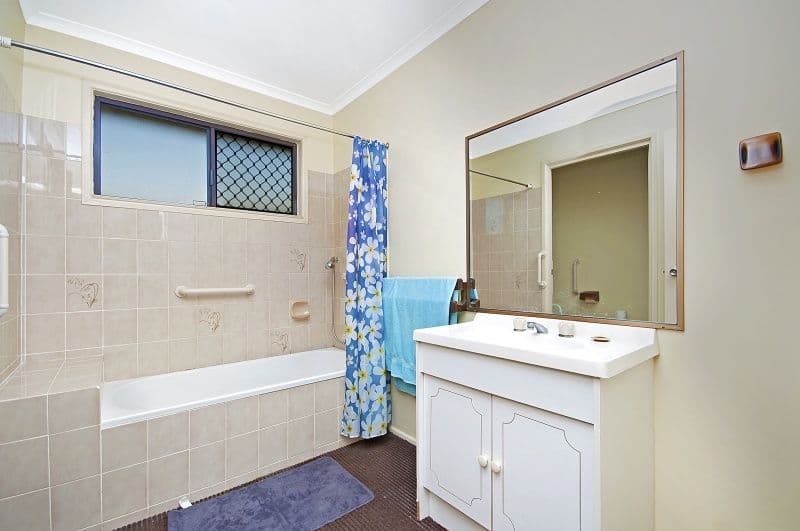 5 Woodland Court, DEERAGUN QLD 4818, Deeragun - Thumbnail 6