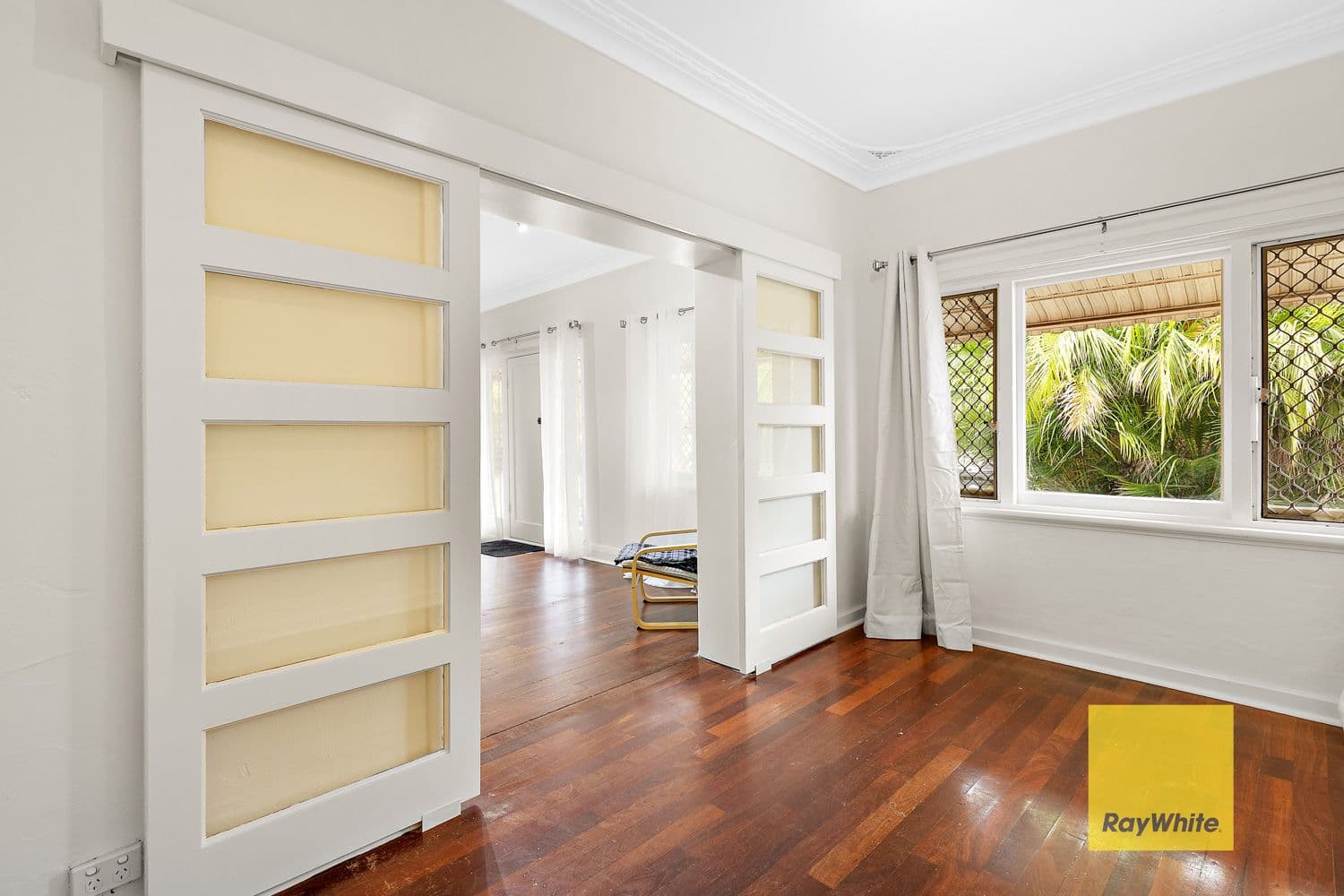 40 Martindale Avenue, Thornlie WA 6108, Thornlie - Thumbnail 4