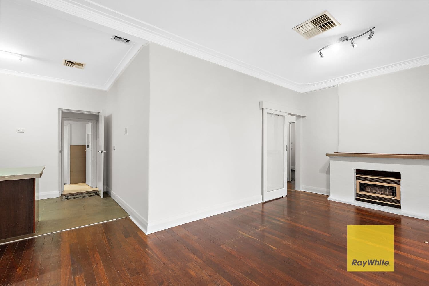 40 Martindale Avenue, Thornlie WA 6108, Thornlie - Thumbnail 5