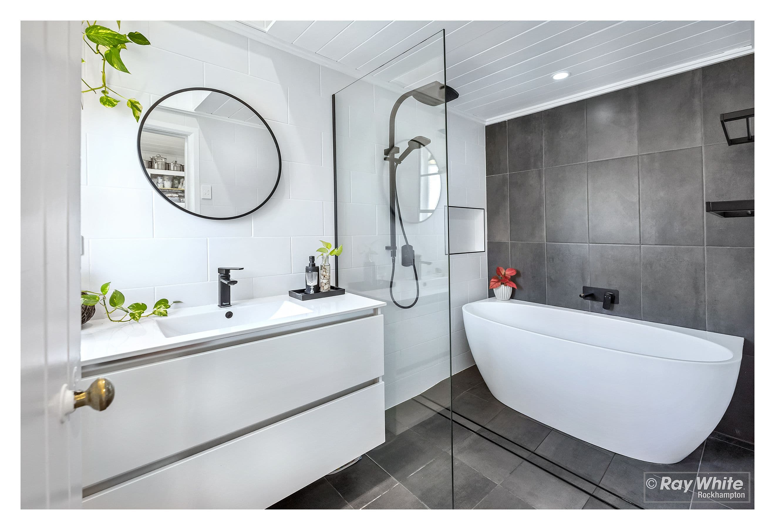 138 Charles Street, Berserker QLD 4701, Berserker - Thumbnail 8