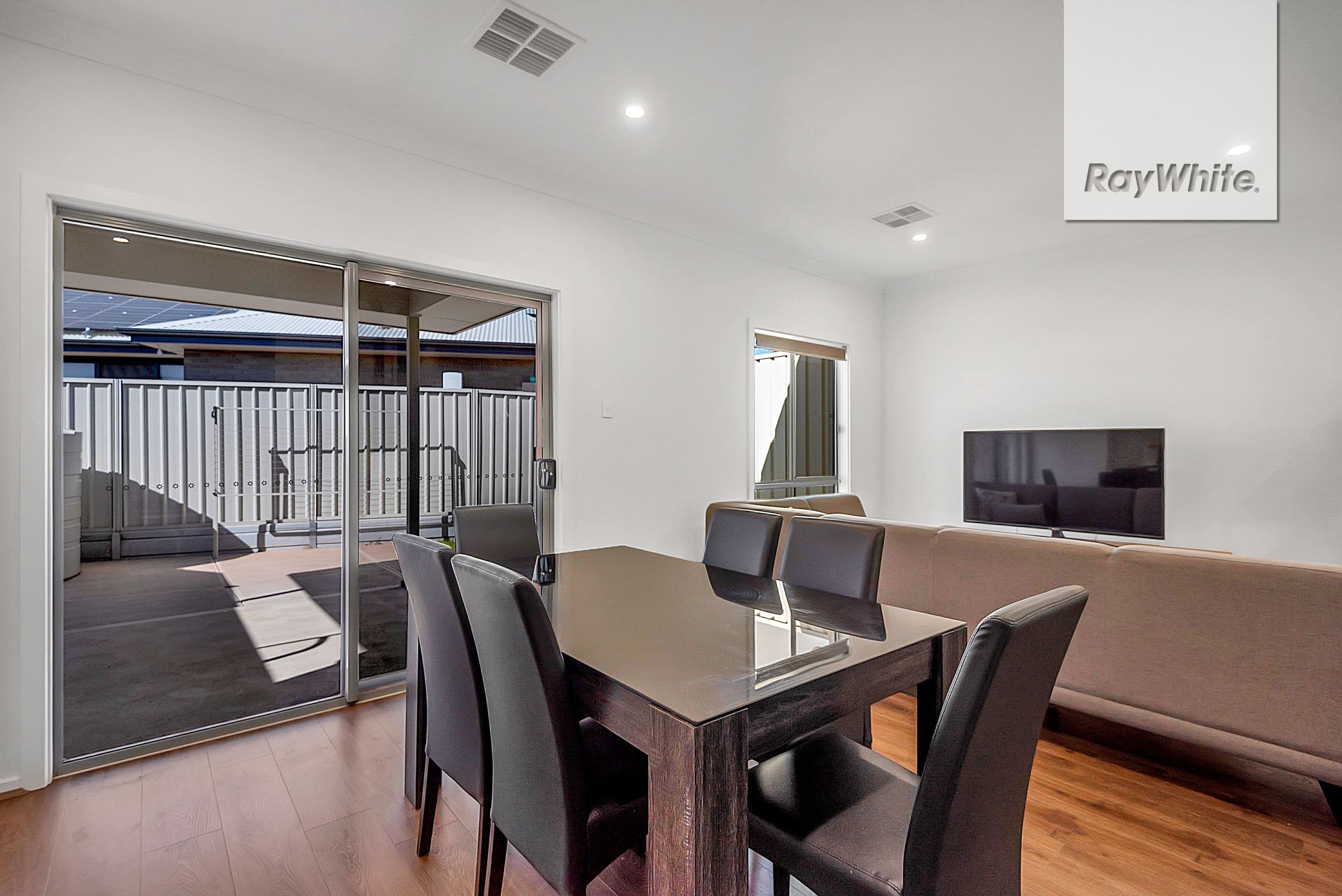11A Churchill Drive, Modbury North SA 5092, Modbury North - Thumbnail 4