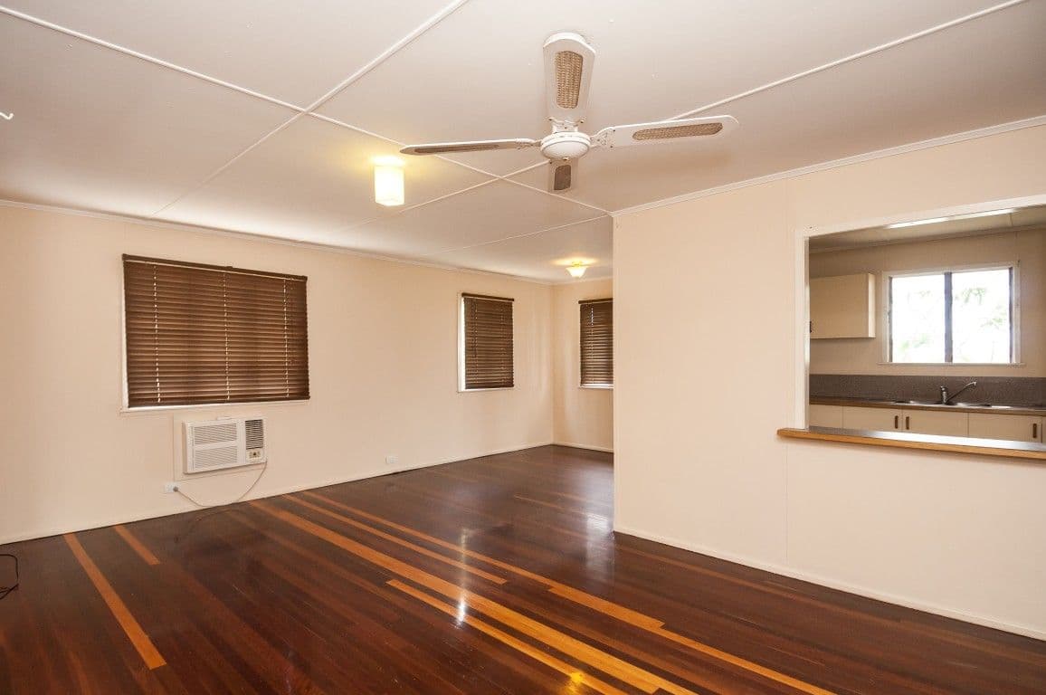 19 Williamson Street, WEST GLADSTONE QLD 4680, West Gladstone - Thumbnail 2