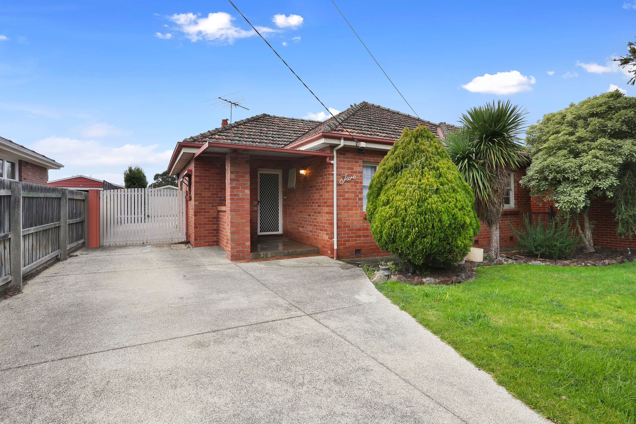 2 Queen Street, Belmont VIC 3216, Belmont - Image 1
