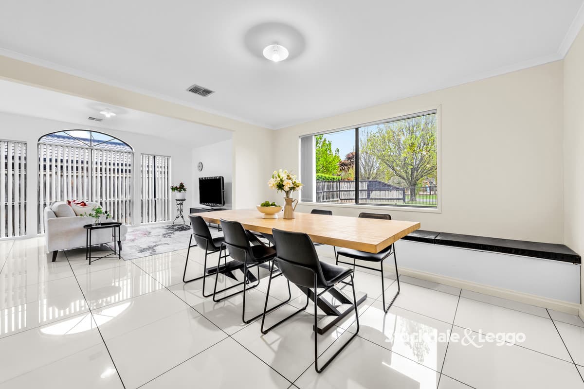 51 Riviera Drive, Berwick VIC 3806, Berwick - Thumbnail 8