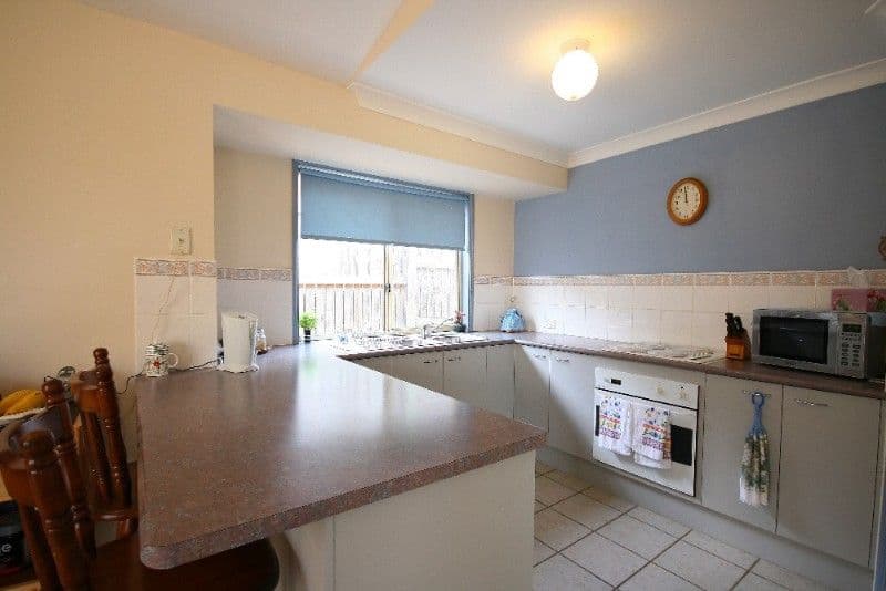 6 Sundar Crescent, TANAH MERAH QLD 4128, Ripley - Thumbnail 3