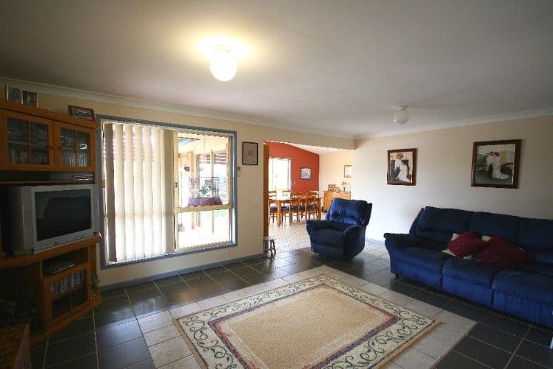 6 Sundar Crescent, TANAH MERAH QLD 4128, Ripley - Thumbnail 7