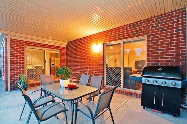 3 Burnett Crescent, Reservoir VIC 3073, Reservoir - Thumbnail 7