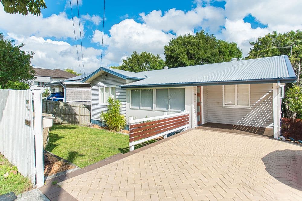 77 Holland Road, Holland Park QLD 4121, Holland Park - Thumbnail 2