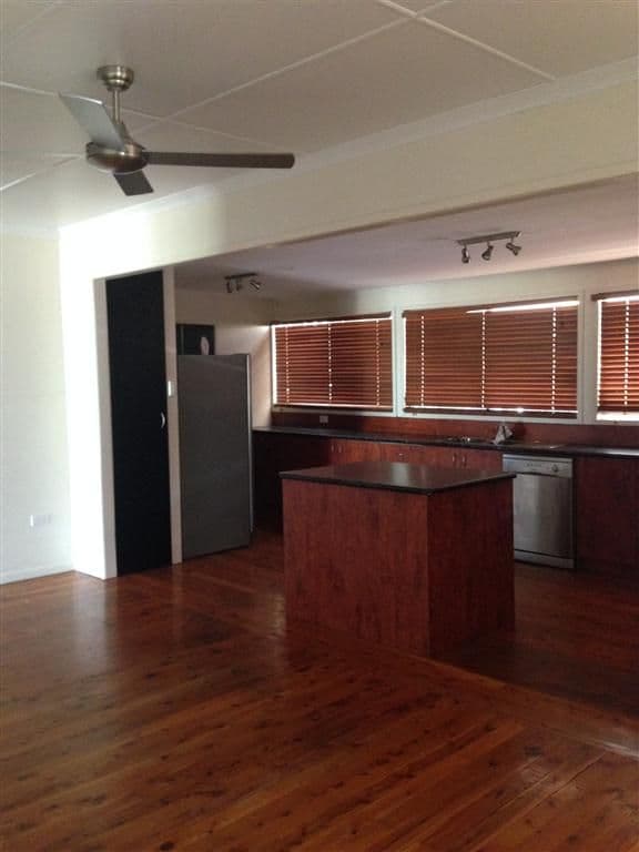 8-10 Laman Street, Roma QLD 4455, Roma - Thumbnail 2