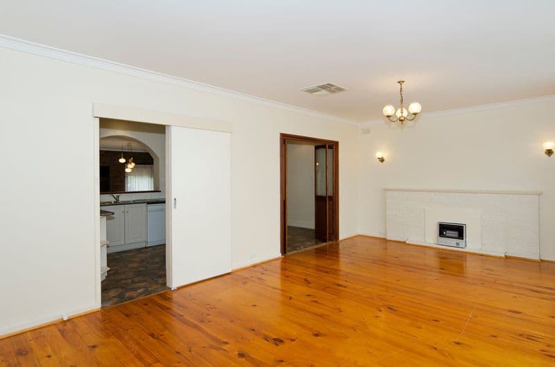 62 Marnie Avenue, CHRISTIES BEACH SA 5165, Christies Beach - Thumbnail 3