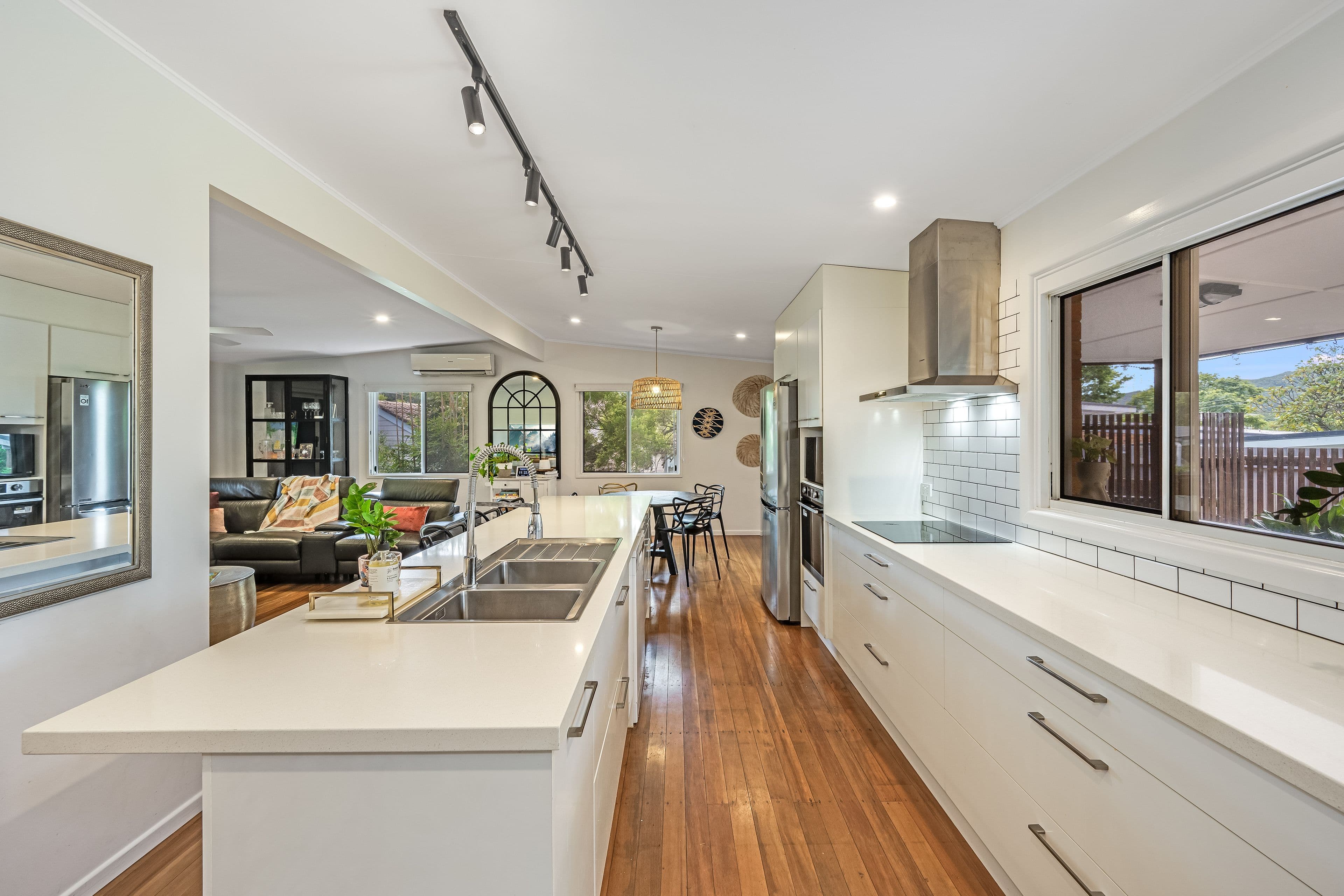 20 Wongabel Street, Kenmore QLD 4069, Kenmore - Thumbnail 7