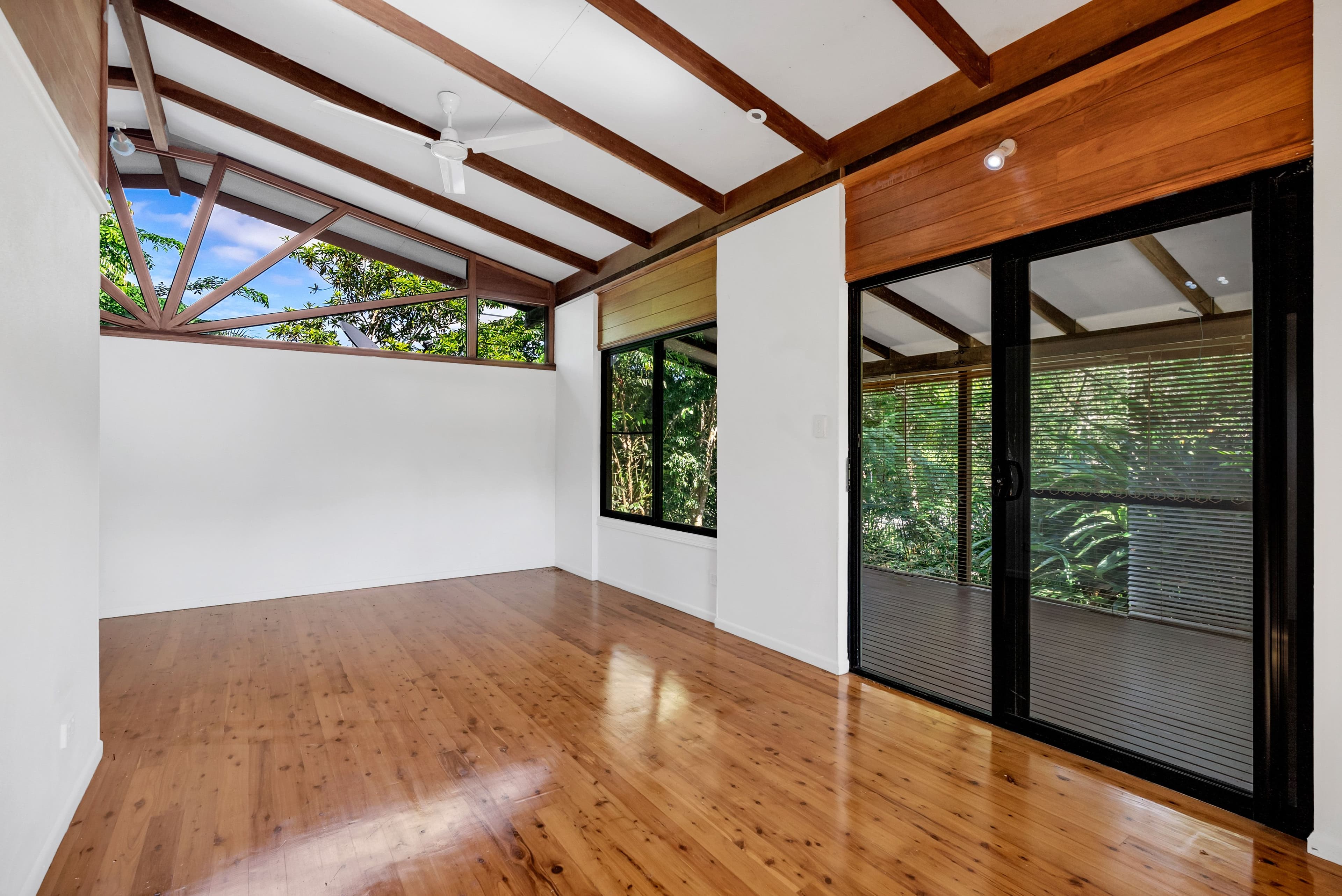 14 Tully Court, Kuranda QLD 4881, Kuranda - Thumbnail 2