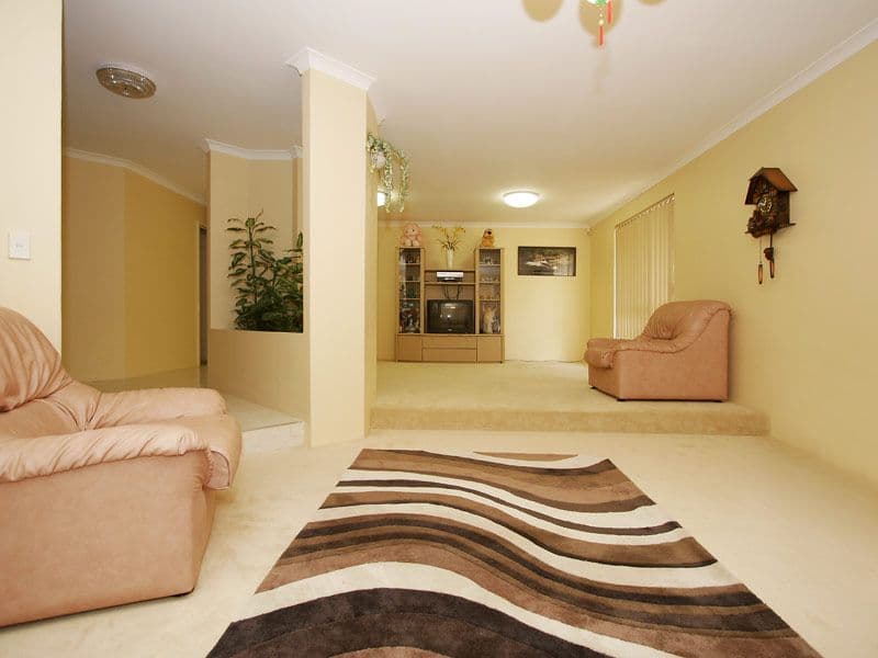 14 Embassy Court, THORNLIE WA 6108, Thornlie - Thumbnail 3