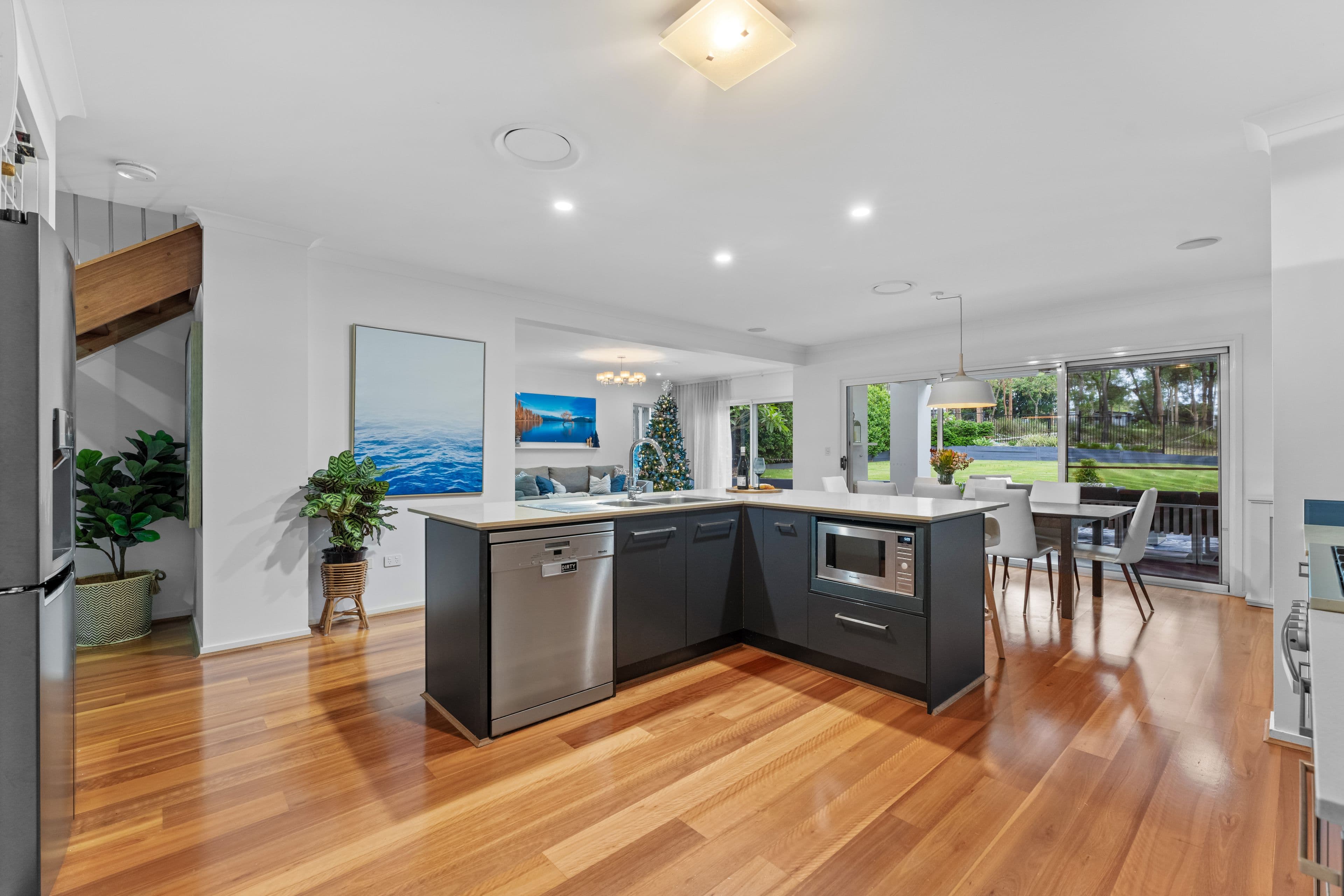 6 Wattletree Court, Brookwater QLD 4300, Brookwater - Thumbnail 6