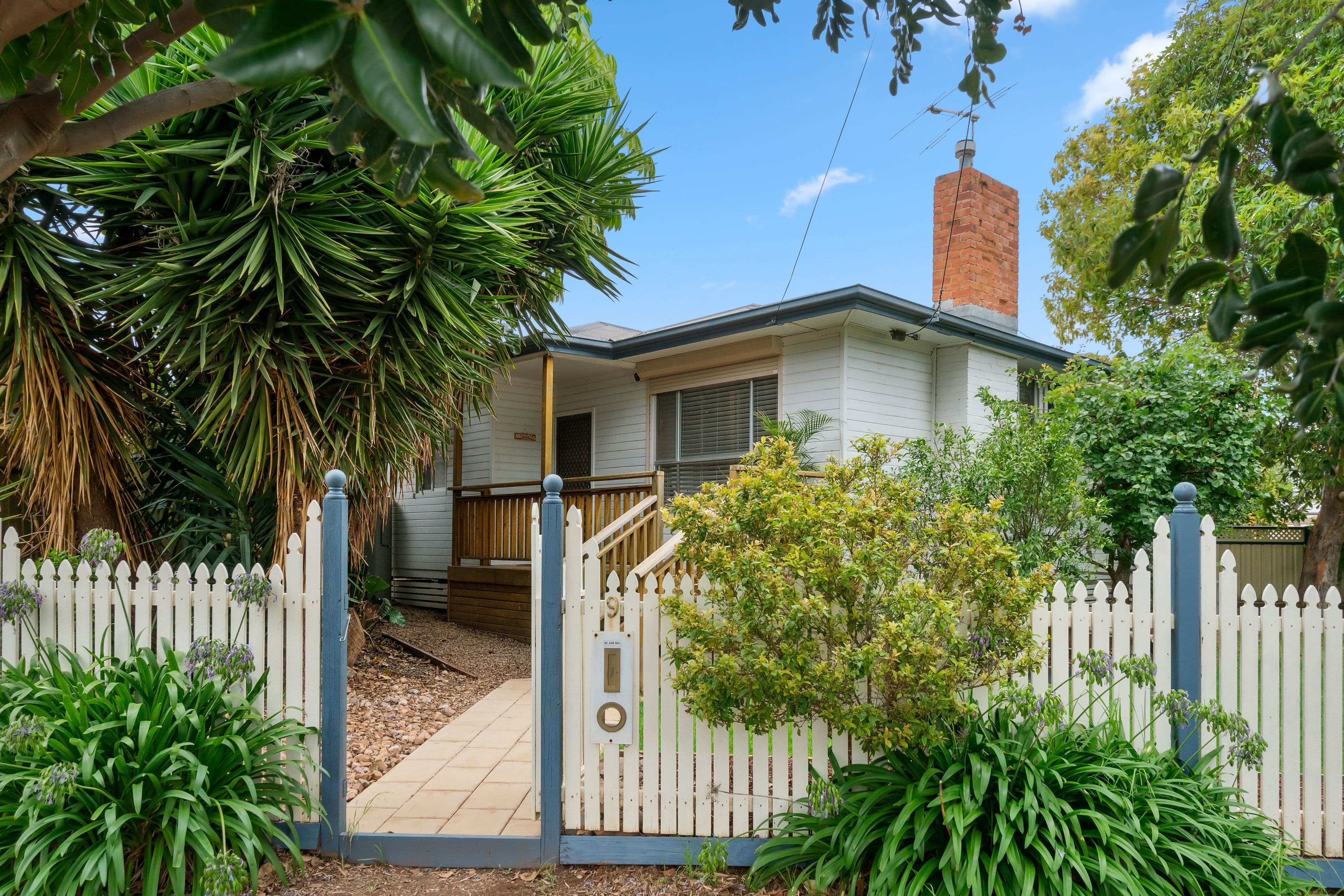 9 Clacton Road, Dover Gardens SA 5048, Dover Gardens - Image 1