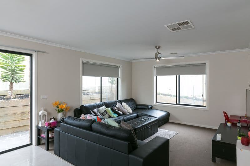 1 Lily Place, Kangaroo Flat VIC 3555, Kangaroo Flat - Thumbnail 4