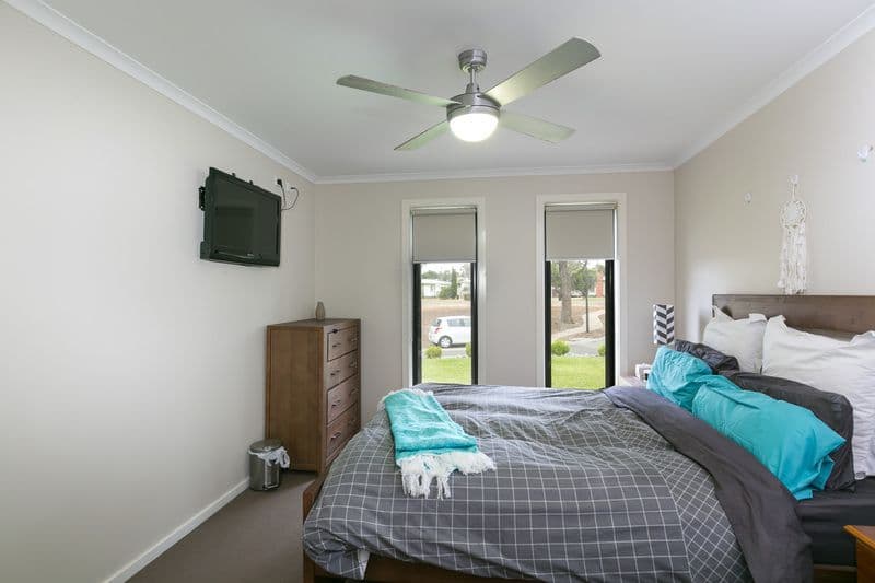 1 Lily Place, Kangaroo Flat VIC 3555, Kangaroo Flat - Thumbnail 7