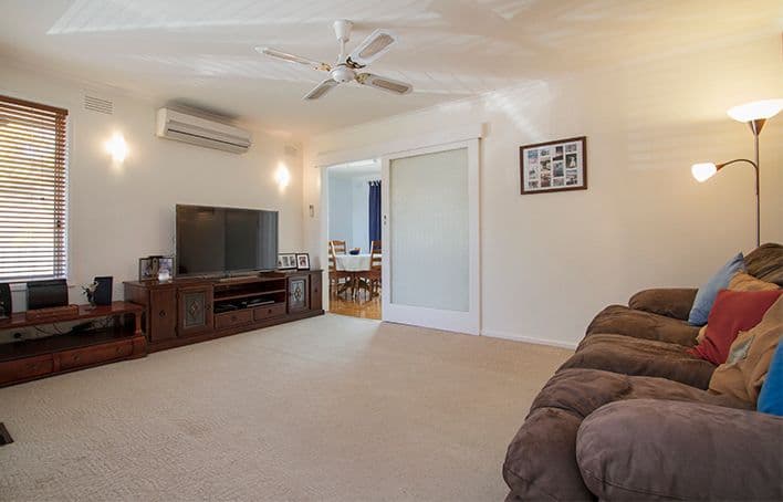 5 Gilmour Court, GREENSBOROUGH VIC 3088, Greensborough - Thumbnail 2