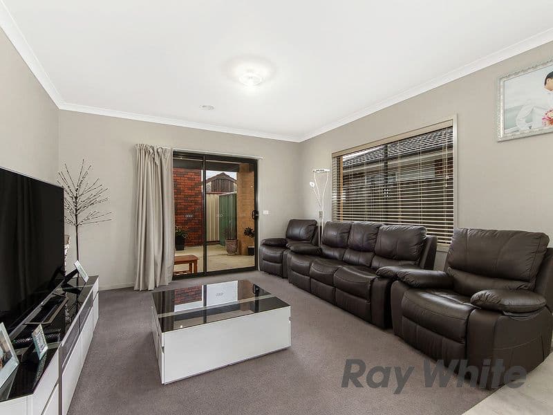 9 Albanvale Drive, Albanvale VIC 3021, Albanvale - Thumbnail 4